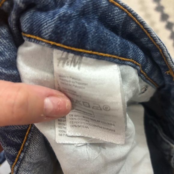 h and m worked in shorts + taking offers - Picture 8 of 8